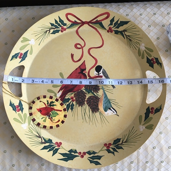 Lenox Winter Greetings Toleware Round Metal Serving Tray with handles - Picture 5 of 6
